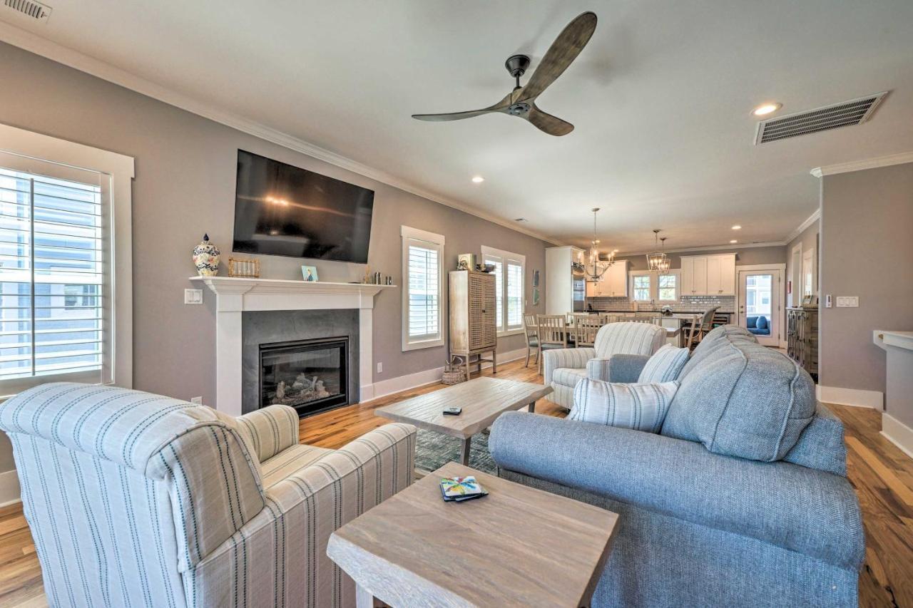קרולינה ביץ' Bright Coastal Abode With Porch And Beach Access! מראה חיצוני תמונה